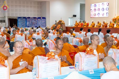 ภาพ No.238870:วันเสาร์ที่ 16 สิงหาคม พ.ศ. 2568 งานบุญประจำปี ครั้งที่ 20 พิธีทักษิณานุปทานแด่บรรพชน ตระกูลผ่องสวัสดิ์และหมู่ญาติที่ล่วงลับไปแล้ว ณ พระมหาเจดีย์ทัตตชีโว ศูนย์อบรมเยาวชนกาญจนบุรี