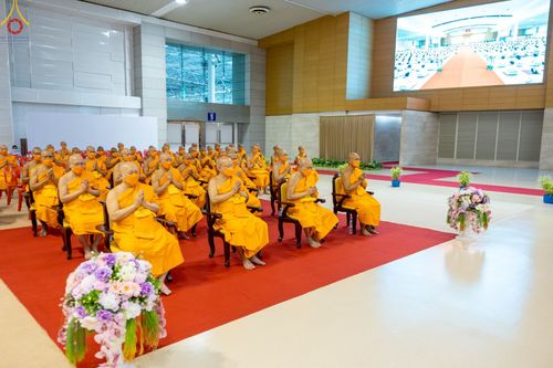 ภาพ No.88998:พิธีทอดผ้าป่าสมทบกฐินครั้งที่ 2 วันศุกร์ที่ 29 กันยายน พ.ศ. 2566 วันเพ็ญขึ้น 15 ค่ำ เดือน 10 ณ ห้องแก้วสารพัดนึก 1 วัดพระธรรมกาย