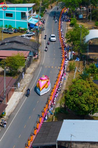 ภาพ No.129051:พระธรรมยาตราเดินธรรมยาตรา ณ ชุมชนรอบศูนย์ปฏิบัติธรรมภาคใต้ อ.บางกล่ำ จ.สงขลา วันที่ 10 มีนาคม พ.ศ. 2567