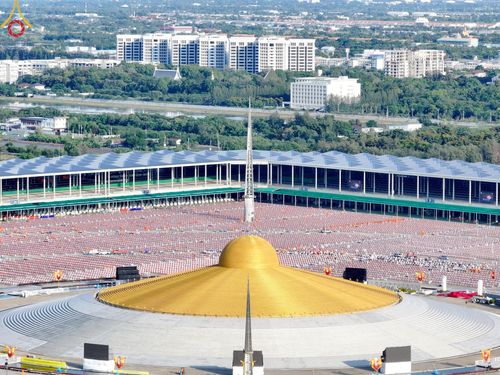 ภาพ No.218988:วันที่ 18-20 เมษายน พ.ศ. 2568 การเตรียมงานในลานธรรม , วิหารคด เพื่องานวันคุ้มครองโลก 22 เมษายน พศ. 2568