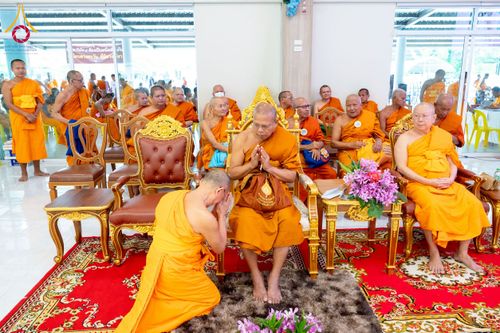 ภาพ No.225970:วันเสาร์ที่ 24 พฤษภาคม พ.ศ. 2568 พิธีถวายสังฆทาน 323 วัด ปีที่ 21 ครั้งที่ 177 พิธีมอบกองทุนหนุนแรงใจช่วยครูใต้ ปีที่ 18 ครั้งที่ 141 และพิธีทำบุญอุทิศส่วนกุศลให้ผู้วายชนม์ ณ ศูนย์ปฏิบัติธรรมภาคใต้ จ.สงขลา