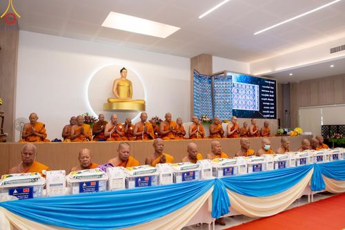 ภาพ No.142198:พิธีถวายสังฆทานแด่คณะสงฆ์ 323 วัด ปีที่ 20 ครั้งที่ 170 , พิธีมอบกองทุนหนุนแรงใจช่วยครูใต้ ปีที่ 17 ครั้งที่ 135 และพิธีทำบุญอุทิศส่วนกุศลให้ผู้วายชนม์ วันเสาร์ที่ 22 มิถุนายน พ.ศ.2567 ณ ศูนย์ปฏิบัติธรรมภาคใต้ อ.บางกล่ำ จ.สงขลา