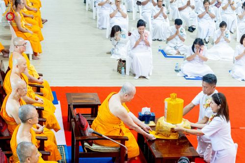 ภาพ No.255080:วันที่ 15 ตุลาคม พ.ศ. 2568 พิธีทอดกฐินสามัคคีประจำปี 2568 บูชาธรรม 81 ปี หลวงพ่อธัมมชโย ณ ศูนย์อบรมเยาวชนกาญจนบุรี