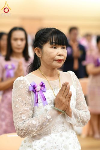 ภาพ No.196094:ผู้ว่าปทุมฯ เปิดงานวันครู ครั้งที่ 69 พ.ศ. 2568 จังหวัดปทุมธานี “เรียนดี มีความสุข : ครูไทยร่วมใจปฏิวัติการศึกษา เด็กฉลาดคิด ฉลาดทำ” ณ วัดพระธรรมกาย - รวมใจระลึกถึงพระคุณบูรพาจารย์ ยกย่องเชิดชูเกียรติผู้ประกอบวิชาชีพทางการศึกษาที่ประกอบคุณงามความดี 