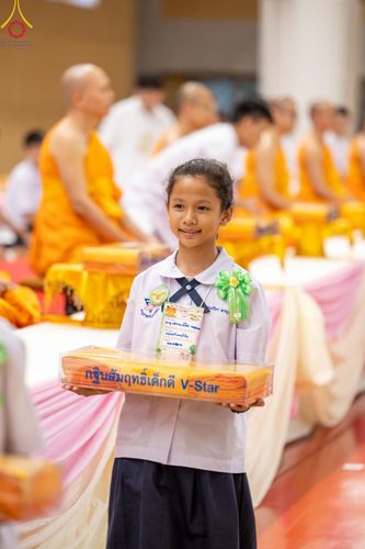 ภาพ No.152883:อบรมเชิงปฎิบัติการจัดกิจกรรมทอดกฐินสัมฤทธิ์ และพิธีมอบผ้าไตรประธานกฐินสัมฤทธิ์เด็กดี V-Star ประจำปีพุทธศักราช 2567  วันเสาร์ที่ 7 กันยายน พ.ศ.2567 ณ สภาธรรมกายสากล วัดพระธรรมกาย