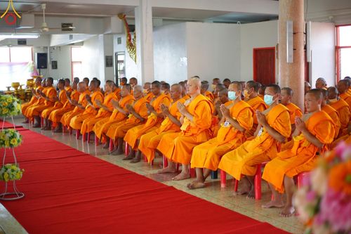 ภาพ No.200542:พิธีทอดผ้าป่าทำนุบำรุงศาสนสถาน ณ วัดรางกำหยาด ตำบลบางภาษี อำเภอบางเลน จังหวัดนครปฐม ในโครงการธรรมยาตรา กตัญญูบูชา มหาปูชนียาจารย์ พระมงคลเทพมุนี(สด จนฺทสโร) พระผู้ปราบมาร อนุสรณ์สถาน 7 แห่ง ปีที่ 13 วันที่ 22 มกราคม พ.ศ. 2568