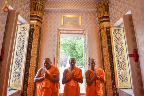 ภาพ No.278144:วันเสาร์ที่ 6 ธันวาคม พ.ศ. 2568 พิธีเวียนประทักษิณ ขอขมามอบผ้าไตร บรรพชาอุปสมบทหมู่ธรรมทายาท จำนวน 53 รูป โครงการอุปสมบทหมู่ รุ่นบูชาธรรมมหาปูชนียาจารย์ ประจำปี 2568 จังหวัดสระบุรี