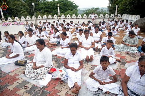 ภาพ No.141095:PhotoStory มหาศรัทธา ธรรมยาตราศรีลังกา EP.6 พิธีจุดวิสาขประทีป 6 วัด ถวายเป็น พุทธบูชา  โครงการสยาม-ลังกา ธรรมยาตรา  ฉลองเทศกาลวิสาขบูชาแห่งชาติ ศรีลังกา  บูชาธรรม 80 ปี หลวงพ่อธัมมชโย วันที่ 16 พฤษภาคม พ.ศ. 2567