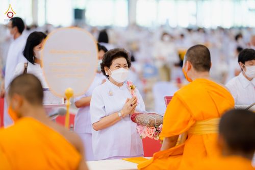 ภาพ No.80569:พิธีถวายทุนสนับสนุนการสร้าง พระไตรปิฎกฉบับธรรมชัย วันเสาร์ที่ 29 เมษายน พ.ศ. 2566 ณ สภาธรรมกายสากล วัดพระธรรมกาย