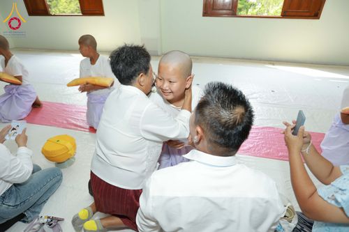 ภาพ No.318804:วันศุกร์ที่ 3 เมษายน พ.ศ.2569  บรรพชาสามเณรภาคฤดูร้อน ประจำปี 2569 (ปิดเทอมเติมธรรม) บูชาธรรม 82 ปี หลวงพ่อธัมมชโย  ณ วัดพระพุทธบาทราชวรมหาวิหาร อ.พระพุทธบาท จ.สระบุรี