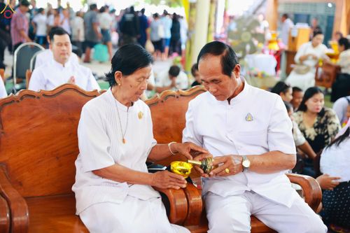 ภาพ No.282864:วันที่ 4 พฤศจิกายน พ.ศ. 2568 พิธีทอดกฐินสามัคคีทั่วไทย 30,000 วัด  โดยคณะศิษยานุศิษย์ บูชาธรรม 81 ปี  หลวงพ่อธัมมชโย ณ วัดห้วยม่วง อ.กำแพงแสน จ.นครปฐม