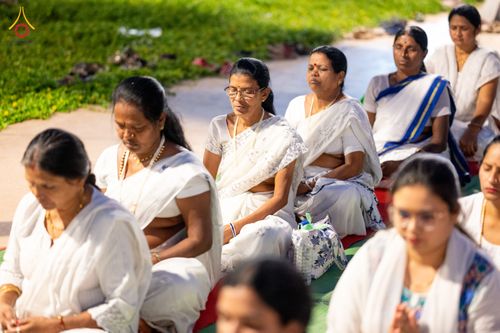 ภาพ No.321696:วันที่ 12 เมษายน พ.ศ.2569 วัดพระธรรมกาย ร่วมกับพุทธสภาแห่งอินเดีย ถวายมหาสังฆทาน 135 วัด ดร.ภีมราว รามชี อัมเบดการ์ (Dr. B.R. Ambedkar) รัฐบุรุษผู้ฟื้นฟูพระพุทธศาสนา ณ วัดพุทธสันติวันธรรมชัย เมืองนาคปูร์ รัฐมหาราษฏระ สาธารณรัฐอินเดีย