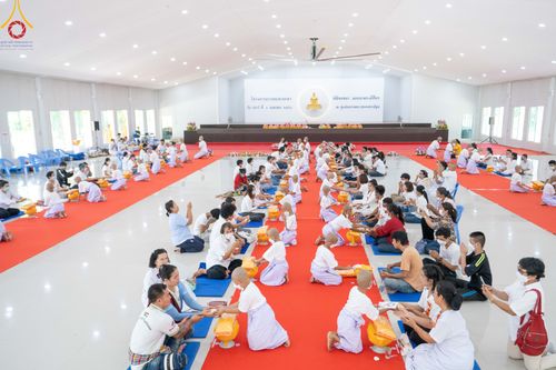 ภาพ No.79291:พิธีตัดปอยผม พิธีขอขมา มอบบาตร-ผ้าไตรนาคธรรมทายาท ในโครงการบรรพชาฟื้นฟูพระพุทธศาสนาทั่วไทย ณ ศูนย์อบรมเยาวชนนครปฐม วันเสาร์ที่ 1 เมษายน พ.ศ.2566