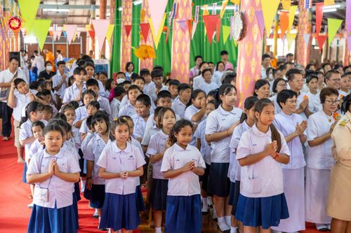 ภาพ No.298836:วันที่ 20 มกราคม พ.ศ. 2569 พิธีทอดผ้าป่าทำนุบำรุงศาสนสถาน ณ วัดลำพญา อ.บางเลน จ.นครปฐม ในโครงการธรรมยาตรา กตัญญูบูชา มหาปูชนียาจารย์ พระมงคลเทพมุนี(สด จนฺทสโร) พระผู้ปราบมาร อนุสรณ์สถาน 7 แห่ง ปีที่ 14