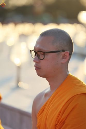 ภาพ No.302126:วันที่ 23 มกราคม พ.ศ. 2569 พิธีจุดประทีปธรรมถวายเป็นพุทธบูชา และบูชาธรรมมหาปูชนียาจารย์  ณ อนุสรณ์สถานลำดับที่ 5 สถานที่เผยแผ่วิชชาธรรมกายครั้งแรก อนุสรณ์สถานบางปลา วัดบางปลา อำเภอบางเลน จังหวัดนครปฐม ในโครงการธรรมยาตรา กตัญญูบูชา มหาปูชนียาจารย์ พระมงคล