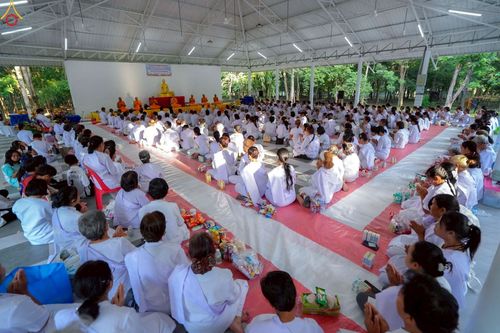 ภาพ No.247896:วันที่ 19-21 กันยายน พ.ศ. 2568 โครงการอบรมอุบาสิกาแก้ว รุ่นที่ 2 ณ ศูนย์ปฏิบัติธรรมจังหวัดบุรีรัมย์