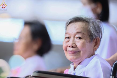 ภาพ No.150128:พิธีทอดผ้าป่าสมทบกฐินวัดพระธรรมกาย และสมทบกฐิน 30,000 วัดทั่วไทย ครั้งที่ 1 เนื่องในวันธรรมชัย 27 สิงหาคม พ.ศ.2567 ณ สภาธรรมกายสากล วัดพระธรรมกาย