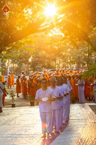ภาพ No.135746:พิธีปลงผมธรรมทายาท โครงการบรรพชาและอุปสมบทหมู่ รุ่นบูชาธรรม 80 ปี หลวงพ่อธัมมชโย ณ หมู่บ้านบรรลุธรรม วัดพระธรรมกาย วันที่ 7 เมษายน พ.ศ. 2567