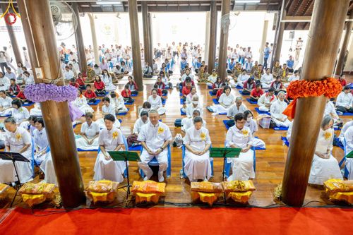 ภาพ No.191997:พิธีทอดผ้าป่าทำนุบำรุงศาสนสถาน ณ วัดสรรเพชญ ต.ยายชา อ.สามพราน จ.นครปฐม ในโครงการธรรมยาตรา กตัญญูบูชา มหาปูชนียาจารย์ พระมงคลเทพมุนี(สด จนฺทสโร) พระผู้ปราบมาร อนุสรณ์สถาน 7 แห่ง ปีที่ 13 วันที่ 9 มกราคม พ.ศ. 2568