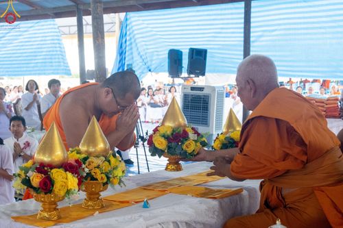 ภาพ No.144435:3 Bigboon 1.พิธีทอดผ้าป่าสถาปนาสังฆรัตนะปทุมเจดีย์ 2.พิธีประดิษฐานดอกบัวอนันต์นิรันดร์กาล 3.พิธีถวายมหาสังฆทานแด่คณะสงฆ์ทุกวัดในจังหวัดปัตตานี ณ ศูนย์อบรมเยาวชนจังหวัดปัตตานี วันอาทิตย์ที่ 14 กรกฎาคม พ.ศ. 2567