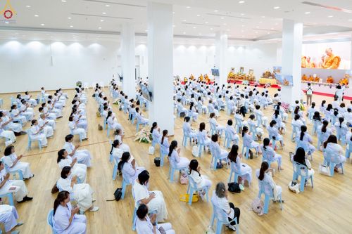 ภาพ No.242754:วันที่ 29-31 สิงหาคม พ.ศ. 2568 องค์กรภาคีเครือข่าย “บวร” (บ้าน-วัด-โรงเรียน-ราชการ) อ.คลองหลวง จัดบวชอุบาสิกาแก้ว ถวายพระราชกุศลแด่สมเด็จพระพันปีหลวง - กตัญญูบูชาแด่ผู้มีพระคุณ