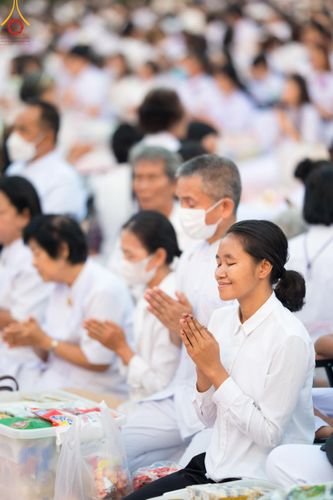 ภาพ No.116072:พิธีตักบาตรพระธรรมยาตรา ณ อนุสรณ์สถานลำดับที่ 4 สถานที่เกิดด้วยกายธรรม วัดโบสถ์(บน) จ.นนทบุรี วันที่ 21 มกราคม พ.ศ. 2567