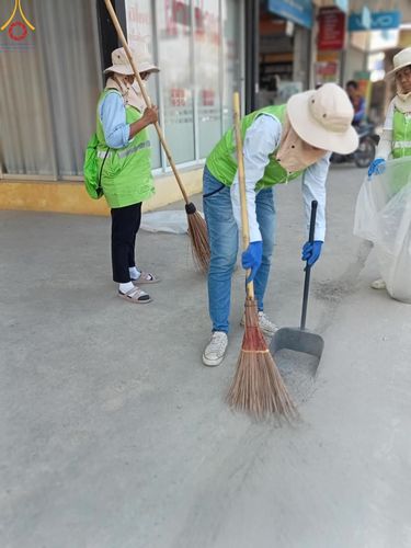 ภาพ No.119709:V.19 แกล้วกล้า การเตรียมงาน เก็บงาน การรับบุญของเจ้าหน้าที่หน่วยงานต่างๆ เพื่อโครงการธรรมยาตรา กตัญญูบูชามหาปูชนียาจารย์ พระมงคลเทพมุนี (สด จนฺทสโร) พระผู้ปราบมาร อนุสรณ์สถาน 7 แห่ง ปีที่ 12 ระหว่างวันที่ 2 - 31 มกราคม พ.ศ.2567