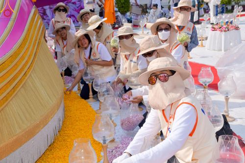 ภาพ No.114926:V.14 ดีเด่น การเตรียมงาน เก็บงาน การรับบุญของเจ้าหน้าที่หน่วยงานต่างๆ เพื่อโครงการธรรมยาตรา ปีที่ 12 ระหว่างวันที่ 2 - 31 มกราคม พ.ศ. 2567