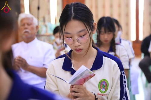 ภาพ No.200056:พิธีทอดผ้าป่าทำนุบำรุงศาสนสถาน ณ วัดบางไผ่นารถ ตำบลบางไทรป่า อำเภอบางเลน จังหวัดนครปฐม ในโครงการธรรมยาตรา กตัญญูบูชา มหาปูชนียาจารย์ พระมงคลเทพมุนี(สด จนฺทสโร) พระผู้ปราบมาร อนุสรณ์สถาน 7 แห่ง ปีที่ 13 วันที่ 22 มกราคม พ.ศ. 2568