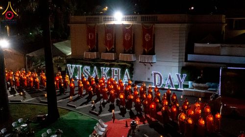 ภาพ No.225742:วันอาทิตย์ที่ 11 พฤษภาคม พ.ศ. 2568 วัดพระธรรมกายแคลิฟอร์เนีย จัดงานวิสาขบูชานานาชาติ และถวายมหาสังฆทานคณะสงฆ์ 120 รูป