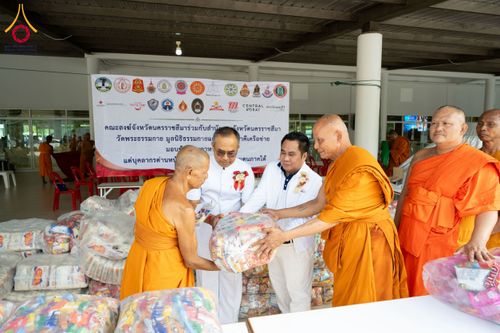 ภาพ No.212463:วันเสาร์ที่ 22 มีนาคม พ.ศ. 2568 พิธีถวายสังฆทานแด่คณะสงฆ์ 323 วัด ปีที่ 21 ครั้งที่ 175 พิธีมอบกองทุนหนุนแรงใจช่วยครูใต้ ปีที่ 18 ครั้งที่ 139 และพิธีทำบุญอุทิศส่วนกุศลให้ผู้วายชนม์ ณ ศูนย์ปฏิบัติธรรมภาคใต้ อำเภอบางกล่ำ จังหวัดสงขลา