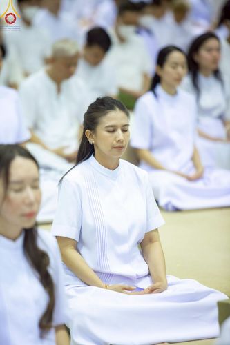 ภาพ No.222800:วันอาทิตย์ต้นเดือนที่ 4 พฤษภาคม พ.ศ. 2568 พิธีบูชาข้าวพระ ณ สภาธรรมกายสากล วัดพระธรรมกาย