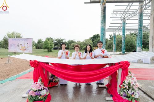 ภาพ No.158144:พิธีทอดผ้าป่า ติดตั้งแผ่นสิริฉะทะนะรัสมี(หลังคา) อาคาร 80 ปี หลวงพ่อธัมมชโย วันอาทิตย์ที่ 22 กันยายน พ.ศ. 2567 ณ ศูนย์ปฏิบัติธรรมวิหารแดง อ.วิหารแดง จ.สระบุรี