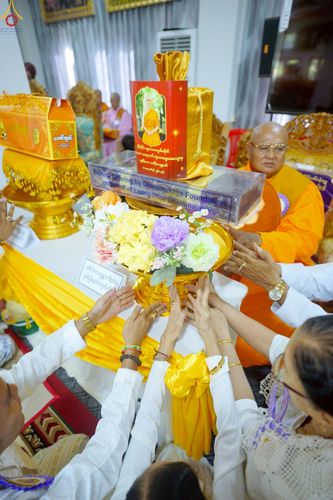 ภาพ No.261504:วันที่ 26 ตุลาคม พ.ศ. 2568 พิธีทอดกฐินสามัคคีไทย-เมียนมา บูชาธรรมอายุวัฒนมงคล 81 ปี หลวงพ่อธมฺมชโย ณ วัดมินจาวน์ ประเทศสาธารณรัฐแห่งสหภาพเมียนมา 