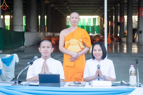 ภาพ No.180028:พิธีปลงผมนาคธรรมทายาท ในโครงการอุปสมบทหมู่ บูชาธรรมมหาปูชนียาจารย์ (ศูนย์อบรมวัดพระธรรมกาย) วันที่ 1 ธันวาคม พ.ศ. 2567 ณ ลานธรรมหารัตนวิหารคด วัดพระธรรมกาย จ.ปทุมธานี