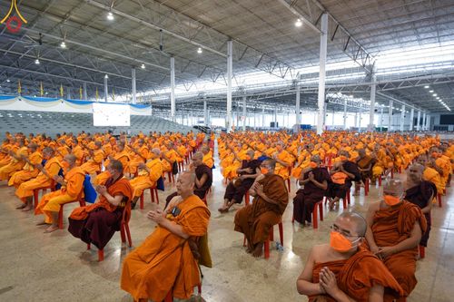 ภาพ No.123051:พิธีตักบาตร และพิธีบูชาข้าวพระ ในวันอาทิตย์ต้นเดือนที่ 4 กุมภาพันธ์ พ.ศ. 2567 ณ วัดพระธรรมกาย จ.ปทุมธานี