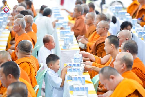 ภาพ No.230562:วันอาทิตย์ที่ 29 มิถุนายน พ.ศ. 2568  งานสัมมนาคณะสงฆ์จังหวัดอำนาจเจริญ โครงการกฐินสามัคคีทั่วไทย 30,000 วัด บูชาธรรม 81 ปี หลวงพ่อธัมมชโย และพิธีถวายสังฆทาน 409 วัด ครบรอบ 9 ปี ณ ธุดงคสถานอำนาจเจริญ