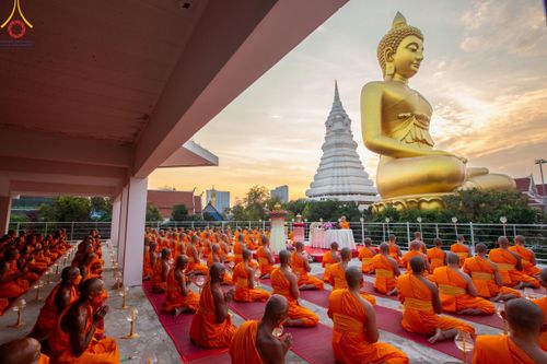 ภาพ No.119195:พิธีจุดประทีปถวายเป็นพุทธบูชา และบูชาธรรมมหาปูชนียาจารย์ พระมงคลเทพมุนี(สด จนฺทสโร) ในโครงการธรรมยาตราฯ วันที่ 26 มกราคม พ.ศ. 2567 ณ อาคารธรรมยาตรา กตัญญูบูชามหาปูชนียาจารย์ ตรงข้ามวัดปากน้ำภาษีเจริญ จ.กรุงเทพมหานคร