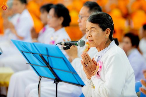 ภาพ No.195233:พิธีทอดผ้าป่าทำนุบำรุงศาสนสถาน ณ วัดพรสวรรค์ ต.หนองบ่อ อ.สองพี่น้อง จ.สุพรรณบุรี ในโครงการธรรมยาตรา กตัญญูบูชา มหาปูชนียาจารย์ พระมงคลเทพมุนี(สด จนฺทสโร) พระผู้ปราบมาร อนุสรณ์สถาน 7 แห่ง ปีที่ 13 วันที่ 13 มกราคม พ.ศ. 2568