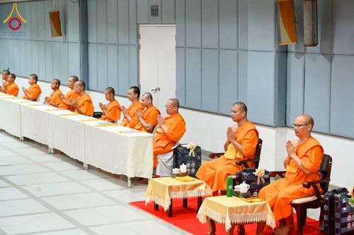 ภาพ No.229093:วันอาทิตย์ที่ 15 มิถุนายน พ.ศ. 2568 พิธีทอดผ้าป่าทุนพัฒนาพระมหาเปรียญ และทุนเผยแผ่พระพุทธศาสนาไปทั่วโลก ณ ห้องสัมมนา SPD สภาธรรมกายสากล วัดพระธรรมกาย