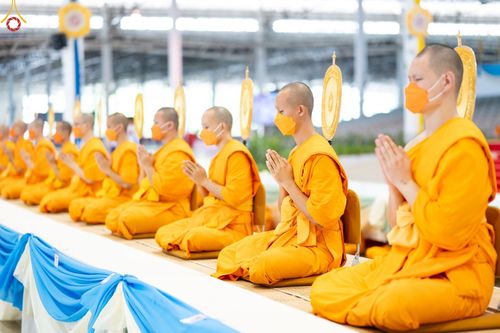 ภาพ No.88171:พิธีมุทิตาสักการะ เปรียญธรรม 9,6,3 และบาลีศึกษา 6,3  พิธีมอบดวงแก้วสามเณรทรงบาลีไวยากรณ์ วันอาทิตย์ 17 กันยายน พ.ศ. 2566 ณ สภาธรรมกายสากล วัดพระธรรมกาย