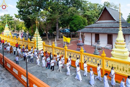 ภาพ No.101369:พิธีบรรพชาธรรมทายาท ในโครงการอุปสมบทบูชาธรรม มหาปูชนียาจารย์ พ.ศ. 2566 ณ วัดท่าสุวรรณ จ.ราชบุรี วันที่ 6 ธันวาคม พ.ศ. 2566