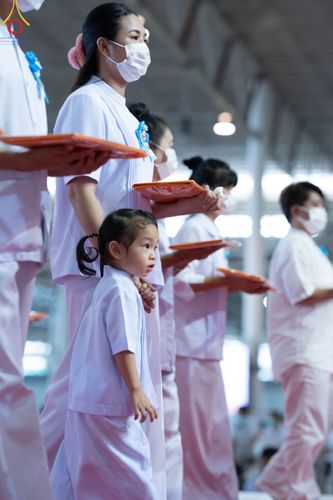 ภาพ No.99821:พิธีทอดผ้าป่า ต้นสมบัติจักรพรรดิ ในวันอาทิตย์ที่ 3 ธันวาคม พ.ศ. 2566 ณ สภาธรรมกายสากล วัดพระธรรมกาย จ.ปทุมธานี