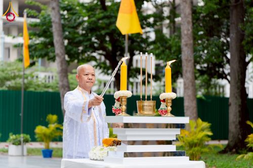 ภาพ No.223604:วันที่ 11 พฤษภาคม พ.ศ. 2568 พิธีบรรพชาของอุบาสก พิสิทธิ์ หมื่นแกล้ว  ณ วัดพระธรรมกาย