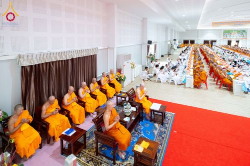 ภาพ No.238854:วันเสาร์ที่ 16 สิงหาคม พ.ศ. 2568 งานบุญประจำปี ครั้งที่ 20 พิธีทักษิณานุปทานแด่บรรพชน ตระกูลผ่องสวัสดิ์และหมู่ญาติที่ล่วงลับไปแล้ว ณ พระมหาเจดีย์ทัตตชีโว ศูนย์อบรมเยาวชนกาญจนบุรี