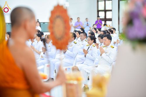 ภาพ No.227115:วันอังคารที่ 3 มิถุนายน พ.ศ. 2568 นายอำเภอคลองหลวง นำพสกนิกรรวมใจภักดิ์ สมเด็จพระนางเจ้าฯ พระบรมราชินี เนื่องในโอกาสวันเฉลิมพระชนมพรรษา ณ อาคารปลูกศรัทธา 2 วัดพระธรรมกาย อ.คลองหลวง จ.ปทุมธานี