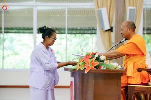 ภาพ No.153759:โครธการอุบาสกแก้ว อุบาสิกาแก้ว รุ่นที่ 1 ตัวแทนทอดกฐินสามัคคีทั่วไทย 30,000 วัด บูชาธรรม 80 ปี หลวงพ่อธัมมชโย ระหว่างวันที่ 6-8 กันยายน พ.ศ. 2567 ณ ศูนย์การศึกษาเขาแก้วเสด็จ จ.ปราจีนบุรี