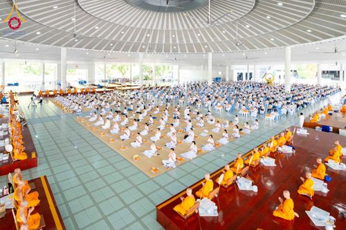 ภาพ No.307316:วันจันทร์ที่ 2  กุมภาพันธ์ พ.ศ. 2569 พิธีบุพเปตพลี ครั้งที 177 วันพระขึ้น 15 ค่ำ เดือน 3 ณ หอฉันคุณยายอาจารย์ วัดพระธรรมกาย จ.ปทุมธานี