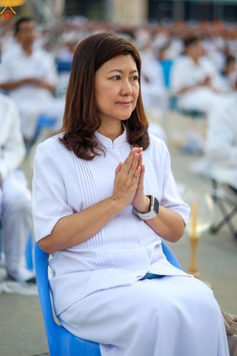 ภาพ No.307575:วันที่ 31 มกราคม พ.ศ. 2569 พิธีจุดประทีปธรรมถวายเป็นพุทธบูชา  และบูชาธรรมมหาปูชนียาจารย์ (ภาพชุดที่ 2) ณ วัดพระธรรมกาย ปทุมธานี ในโครงการธรรมยาตรา กตัญญูบูชา มหาปูชนียาจารย์ พระมงคลเทพมุนี(สด จนฺทสโร) พระผู้ปราบมาร อนุสรณ์สถาน 7 แห่ง ปีที่ 14