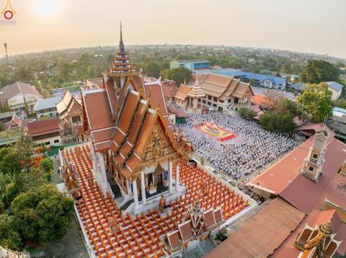 ภาพ No.296884:วันที่ 17 มกราคม พ.ศ. 2569 พิธีจุดประทีปถวายเป็นพุทธบูชา และบูชาธรรมมหาปูชนียาจารย์  ณ วัดโบสถ์บน ต.บางคูเวียง จ.นนทบุรี อนุสรณ์สถานลำดับที่ 4 สถานที่เกิดด้วยกายธรรม ในโครงการธรรมยาตรา กตัญญูบูชา มหาปูชนียาจารย์ พระมงคลเทพมุนี(สด จนฺทสโร) พระผู้ปราบมาร อ